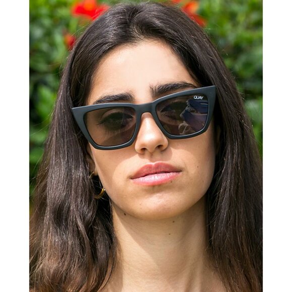 QUAY x Desi Perkins Ltd Ed “Don't @ Me” Cat-Eye Sunglasses (Black/Smoke) – NWOT - Picture 6 of 13